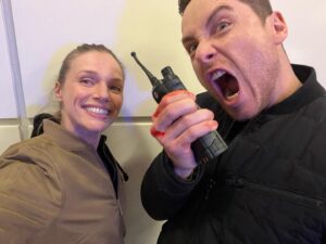 Tracy Spiridakos Instagram - Happy birthday @jesseleesoffer 🥳🎂🎉🎊🎁🥳 Thank you for always posing so nicely in the photos I take. Also, for being hilarious. Have the best day!