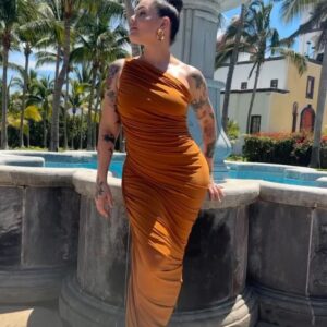 Triana Iglesias Instagram - Day 2 in Paradise ⛲️
I love with this place!
(also - in love with this dress! )

#reklame / @paradisenorge_