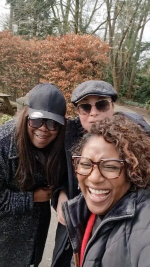 Trijntje Oosterhuis Instagram - Heerlijke me time deze week met de sissa’s! @bergetlewis ❤️ @trijntjeoosterhuis ❤️ Moeten we vaker doen!😉💕 Heerlijk privé genieten in een spa! Echt een aanrader 🤗 Fijne zondag! ☀️