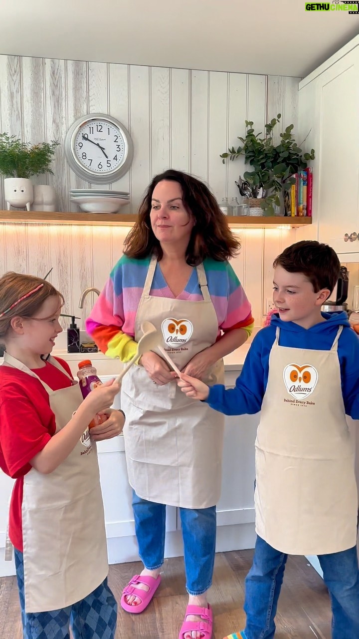 Triona McCarthy - 476 Likes - š Hey everyone, exciting news! š
Introducing the brand new Odlums Cake Shakers! š°āØ
Say goodbye to messy baking & hello to hassle-free fun in the kitchen & make your baking adventures a breeze. š
Whip up delicious treats without any fuss! No more measuring ingredients ā itās all taken care of for you! š
There are two yummy flavours: Chocolate Brownie & Classic Muffin. š«š§
Add some fruit for fun like we did! š«
Grab your apron, gather your loved ones & let the baking fun begin! šš©āš³With @odlums_ireland Cake Shakers, you can create these treats in no time, AND the best partā¦NO mess to clean up afterward! š
āāļøš§¹
AD
#OdlumsCakeShakers #NoMessNoFussJustFun