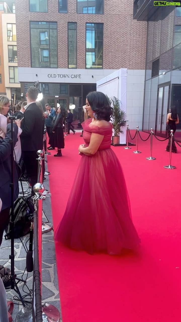 Triona McCarthy - 1.6K Likes - Sew much fun at the 21st @iftaacademy awards, celebrating an incredible year for Irish tv & film š„āØ
Thank you to @dyson_ie -their incredible hair styling & make up by @sculptedbyaimee helped distract from my wardrobe malfunction 𤪠@netpixandwill might have a new career sewing dresses š
Well done to Aine Moriarty for another great event #ifta #film #movie #awards