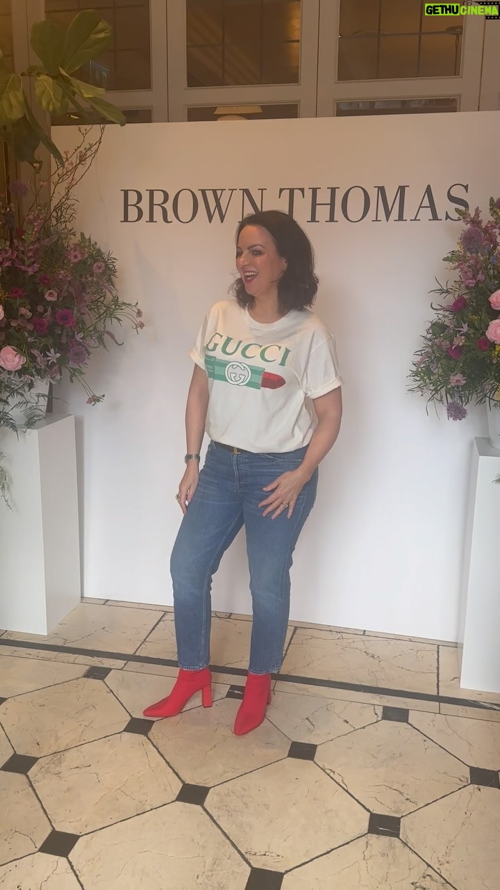 Triona McCarthy - 539 Likes - Oh my Gucci!
What a wonderful launch @wildedublin for #floragucci today, available @officialbrownthomas
My favourite is the green one #gucciflorajasmine itās THE ONE! š
#presslunch