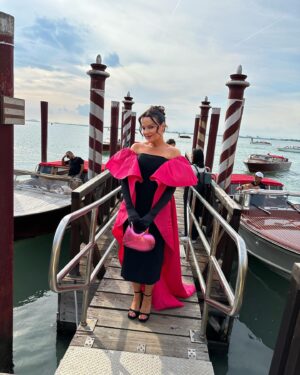 Triona McCarthy Instagram - It was Venice indeed to celebrate art 🎨 & 🎥 cinema at the world premiere of Michael Mann's independent film "Ferrari"here at the 80th Venice Film Festival.

Thank you to the magic team @armanibeauty for making me red carpet ready ✨

💄LipColour: Armani Lip Power in  507
🧴Foundation:Armani Luminous Silk in 5.5

#armanibeauty #armanimakeup

#Venezia80 #Armanibeauty #makeup #skincare #SaySi