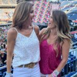 Trista Sutter Instagram - Love me some July moments! ☀️⛰️🚤🎵🥳🦌 Especially with family in town and lots of friendly visitors (including from my favorite show!!! Scroll to the last slide to see who I got to fan girl over in Vail! 🤠)