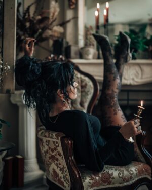 Tristin Mays Instagram - Evening relaxation at the @enchantedmanor_

Photography: @bennylee_media