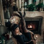 Tristin Mays Instagram - Evening relaxation at the @enchantedmanor_ Photography: @bennylee_media