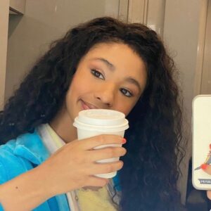 Troy Leigh-Anne Johnson Instagram - Totally Killer 💗🔪