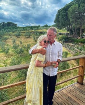Trudie Styler Instagram - Palagio feeling Spring is in the air this #WineWednesday 🍷