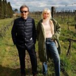 Trudie Styler Instagram - Winter vineyard walks at @ilpalagiointuscany with our brilliant wine maker @riccardo.cotarella. #winewednesday