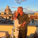 Trudie Styler Instagram - “She is a jewel box of a city - packed with treasures, each more beautiful than the last.” — Marcel Proust #WineWednesday #FlorenceItaly 🇮🇹 🍷