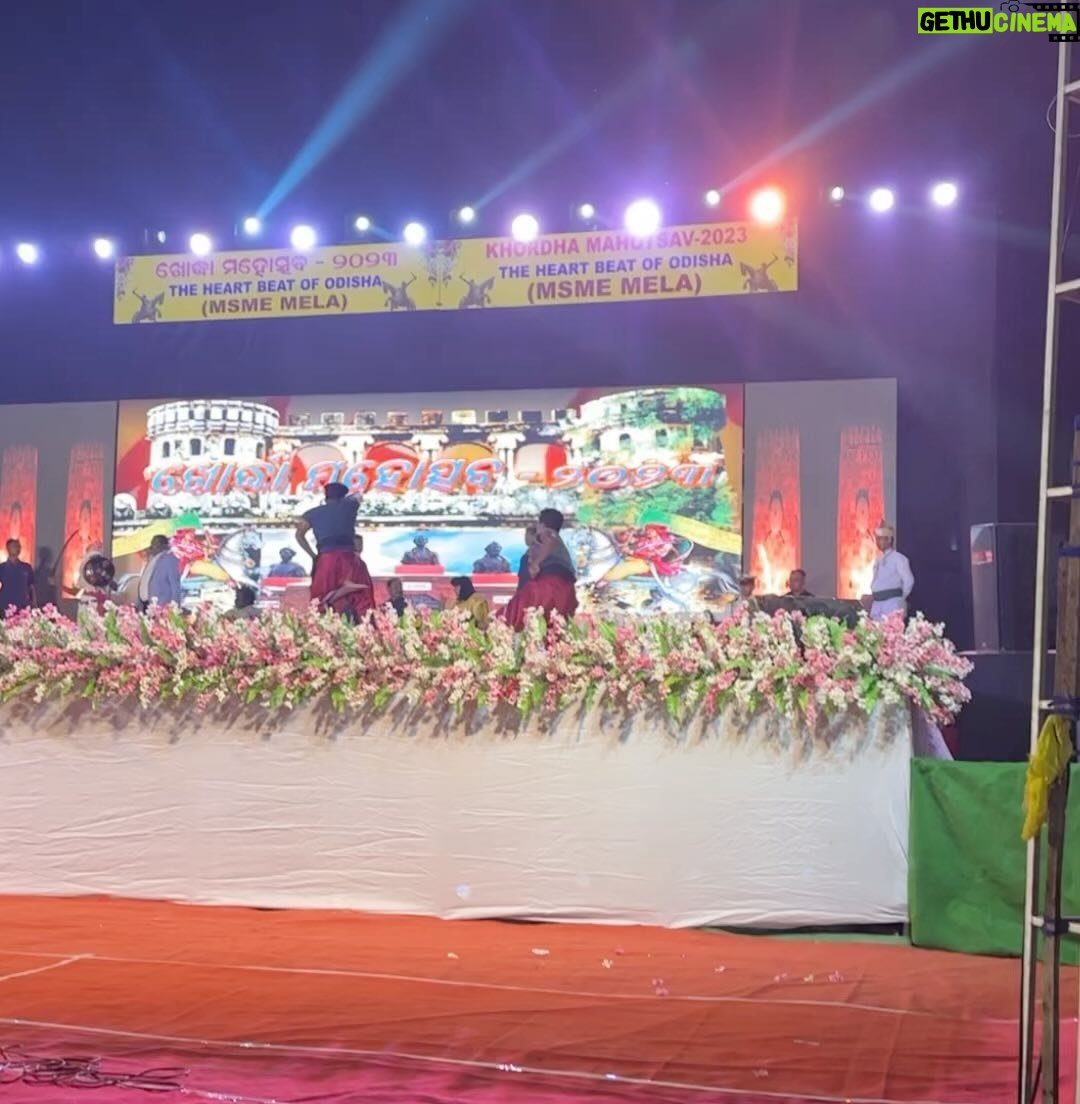 Trupti Mirambika - 4.7K Likes - Today I feel very proud to receive the award from our Honourable Governor of Odisha Raghubar Das sir 🙏and the member of parliament (Bhubaneswar) Aparajita sarangi mam ❤️🙏Thanku so much to all members of Khordha Mahoschab for inviting me 🙏