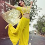 Trupti Mirambika Instagram - 💛🌟🫰