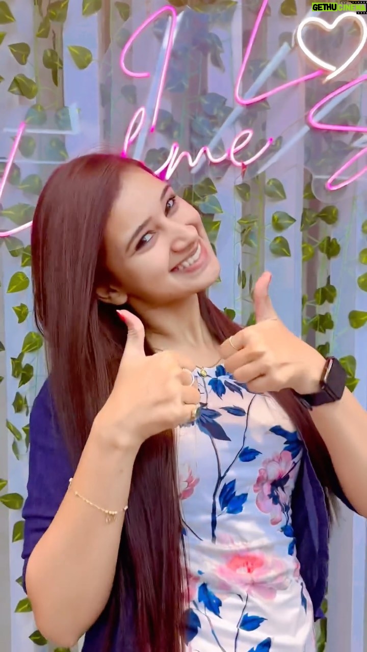Trupti Mirambika - 6.2K Likes - ❤️✨
Thanks to @lakmesalonsaheednagar 🌟
#instagood #instagram #instadaily #instalike #instamood #instalove #reelsinstagram #reels #love #parlor #hair #colour #trending #hairstyle #lakmesalon #❤️ #viral #post