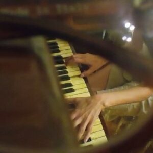 Tuğçe Karabacak Instagram - 💧🌍 #nilsfrahm - Some 

🎥: @nomadic_painter