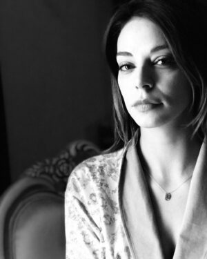 Tuğçe Karabacak Instagram - 🖤🤍