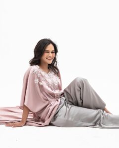 Actress Twinda Rarasati HD Instagram Photos and Wallpapers March 2024