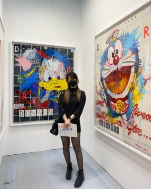 Tymee Instagram - Kiaf x FRIEZE Seoul, Kiaf  

미술 작품에 관심 갖게되고나서 아트페어는 첫방문! 

눈호강, 감성충전, 열정충전   탈진  ㅠㅠ 4시간을 걸으며 봤는데도 못 본 작품이 너무 많다... 

한 작품씩 푹 빠져서 보고싶었지만 너무 복잡하고 거대한 마켓이라서, 작가님들 개인전이 열리면 그때 찾아가봐야겠다. ☺️ 
다리에 감각은 없지만 행복했다아❤️

#키아프2022 #키아프서울 #김슬기 #김지희 #안희진 #잭슨심 #이상원 #무라카미다카시 #낸시랭 #권하나 #콰야