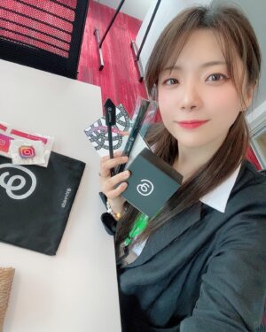 Tymee Instagram - 쓰레드팀(@threads )의 초대를 받고 
메타(@meta ) 한국지사 방문 ! 

그동안 제 똥글을 모니터링 하셨다니 
부끄러운데 자랑스럽고 숨고싶은데 인증하고있고 .. (?)
아무튼 초대 해주셔서 넘 감사합니다 🙏 쓰레드 흥해랏

#쓰레드 #threads #메타 #meta