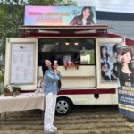 Uhm Hyun-kyung Instagram - 헤어 메이크업 스텝일 때 만나 어느덧 선생님이 된 나의 아르미와 지선초이 고마워 ! 스릉한다😍