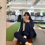 Uhm Hyun-kyung Instagram - 오운완 아니구 😅 헬스장 촬영 중 #용감무쌍용수정