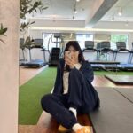 Uhm Hyun-kyung Instagram - 오운완 아니구 😅 헬스장 촬영 중 #용감무쌍용수정