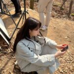 Uhm Hyun-kyung Instagram - 촬영은 끝났지만 사진은 진행형🙆🏻‍♀️ 드라마 마지막회까지 열심히 투척🤟🏻
