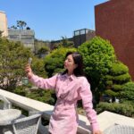 Uhm Hyun-kyung Instagram - 정말 오랜만에 스케줄💕 날씨 이렇게 좋다구요? #전대미문 촬영하고 왔어요 저의 가방속 물건들이 궁금하다면 5월 20일 유투브 전대미문에서 만나요🤗