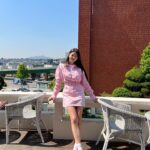 Uhm Hyun-kyung Instagram - 정말 오랜만에 스케줄💕 날씨 이렇게 좋다구요? #전대미문 촬영하고 왔어요 저의 가방속 물건들이 궁금하다면 5월 20일 유투브 전대미문에서 만나요🤗