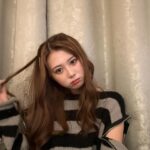 Ui Mihara Instagram - 2023年もありがとうございました🙇🏼‍♀️ みんなのおかげで、今年も頑張れました！🤍 2024年も精一杯頑張りますので、こんな私を引き続きよろしくお願いします🥺 今年の未公開写真とともに、、