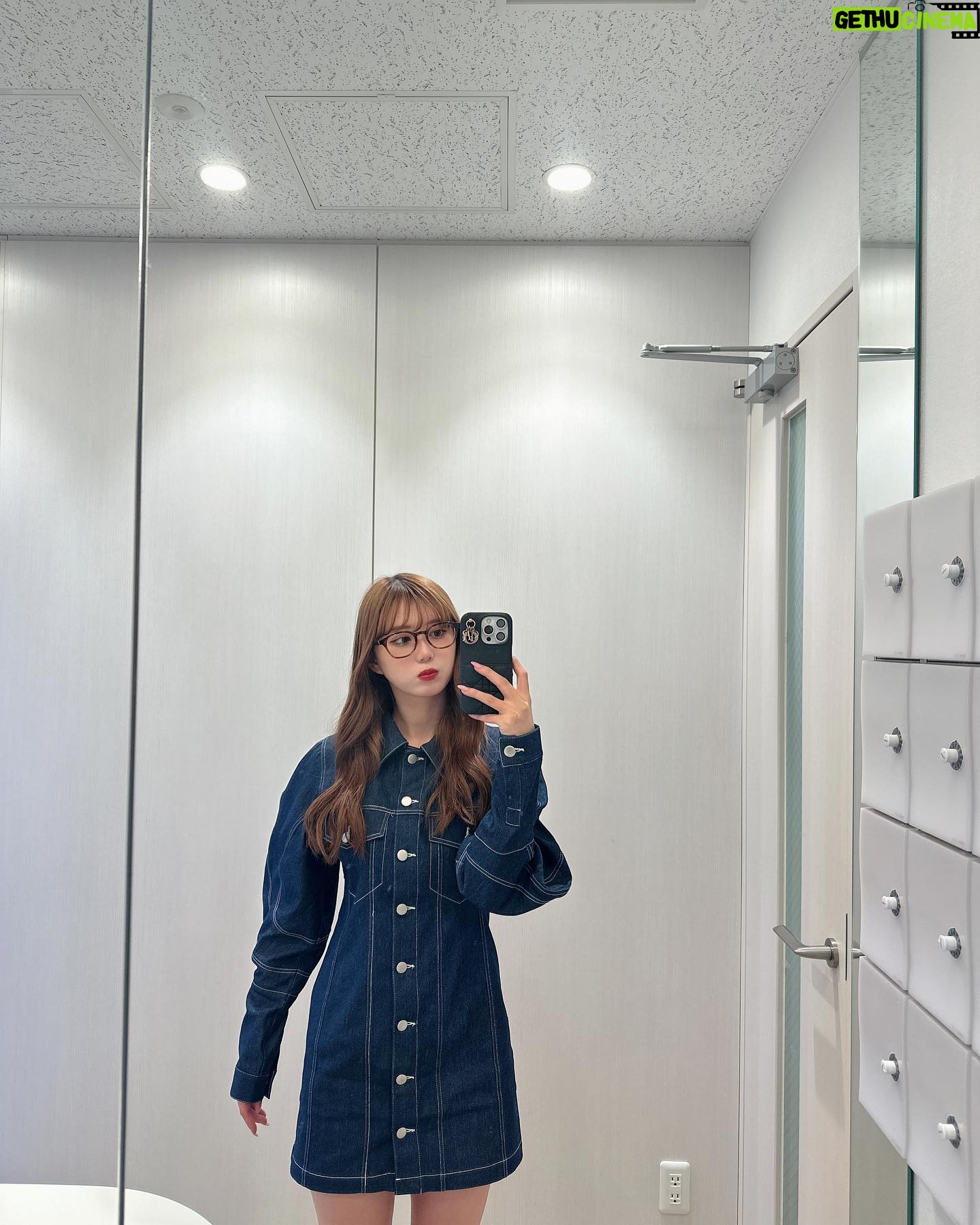 Ui Mihara - 34.7K Likes - 昨日のわたし。
服タグ付けとかしてみる
👗 @evris_official
🧦 @emoda_official
👟 @uggjapan
👜 @celine
👓 @jins_japan