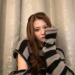 Ui Mihara Instagram - 2023年もありがとうございました🙇🏼‍♀️ みんなのおかげで、今年も頑張れました！🤍 2024年も精一杯頑張りますので、こんな私を引き続きよろしくお願いします🥺 今年の未公開写真とともに、、