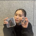 Ui Mihara Instagram - 富士フイルムから新発売のKiT Photo Album Cues作ってみた～☁️ 大切な人との思い出を形として持ち歩くことが出来る"新しいカタチのアルバム" コメントやいいね機能もあるからその人と一緒に思い出を共有できるの！！♡ 表紙が自分でデザインできて、キーホルダーとしても使えるのが嬉しいよね(՞ ܸ. .ܸ՞)︎♡ 旅行の思い出とかをこのアルバムに詰め込んで一緒に見返すのも楽しそう、、！💕 大切な人との思い出だけじゃなく推し活にも使えるかも❤️‍🔥 気になった方は @fujifilmjp_fujicolor をチェックしてみてください🤩 クーポンコード：Cues_ui #PR #KiTPhotoAlbumCues #Cues #キットフォトアルバムキューズ #キューズ #fujicolor #fujifilm #富士フイルム #フジカラー #写真幸福論