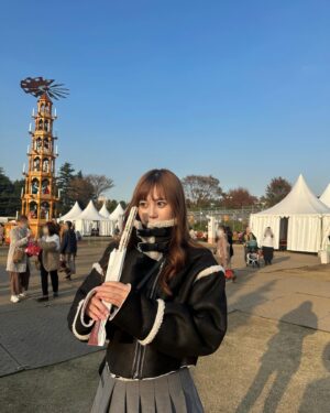 Ui Mihara Instagram - クリスマスマーケット行った時の🎄