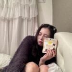 Ui Mihara Instagram - 365日自分らしくいたいな〜と最近思うことが増えた⸜( •⌄• )⸝ 学生のみんなは受験シーズンで勉強大変だよね、、 受験期間にも生理の時も寄り添ってくれる明治フェムニケアフードα-LunAをご提供頂きました！ 受験や勉強期間が生理と被りそうで集中できなかったり、不安になったりするよね。 ういも大事な撮影の時とかはほんとに集中出来ない事もあったんだけど、そういう時に寄り添ってくれるものがあると気持ちが楽になる、、🥲 α-LunAは4つの種類があって、 どのタイプも美味しくて、忙しい時でも手軽においしく食べることができるから受験勉強の合間とかにぴったりなの〜！ 毎日勉強で忙しくて自分の事が疎かになったり、生理が気になって思うようにいかない人にこれが届くといいな、、🥺 みんな一緒に毎日を頑張ろう🤝🏻 気になる人は是非チェックしてみてね！ #PR #アルファルナ #生理にわたしに受験にプラス　 @meiji_alphaluna