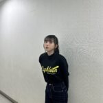 Ui Mihara Instagram - 3日間の舞台挨拶、ありがとうございました！！ 色々なお話が出来たのも、見に来て下さった皆さんの反応を見れたのも、楽しかったです🫶🏻 まだまだ公開してますので、まだの方は是非ご覧下さい！！ お母さんとの写真📸 #18歳のおとなたち