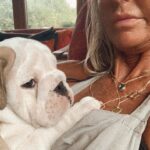 Ulrika Jonsson Instagram – This is Hank Winston Monet.
He arrived a week ago.

Those of you who know me, know I’ve fostered and adopted before. And I will do so again.
I continue to support @theedwardfoundation .

I know getting a puppy isn’t popular with many.
Hank came into my life somewhat unexpectedly and serendipitously.

Adoption will be a part of my life again at some point but this was right for me now.

Welcome Hank.
(Rocanellie Enlightenment)

Leo is being incredibly patient like the king he is.

(Hank has got Winston as his middle name in tribute to our late friend @winstonandbentley ❤️)