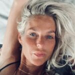 Ulrika Jonsson Instagram - HBD to me!!! Newest member of Club 55. I’m smart. I’m funny - peculiar AND haha. I’m kind. I’m generous. I’m lively and opinionated. I’m stronger than you could ever imagine. I’m also soft af. I’m impatient. I’m filthy. I’m perceptive and know you better than you know yourself. I’m a lover not a fighter. But if you push me, I’ll fight like a lion. I’m a proud feminist. I’m not the person I was in my 20s, 30s or even my 40s. I’m carving out a new life for myself now and I’m excited. I want to love and be loved. But would always rather be on my own than suffer fools. I make good sourdough and good love. And I still hate goat’s cheese. #birthday #55