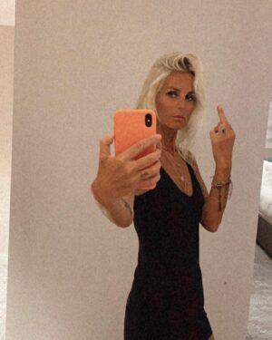 Ulrika Jonsson Instagram - HBD to me!!!
Newest member of Club 55.

I’m smart.
I’m funny - peculiar AND haha.
I’m kind.
I’m generous.
I’m lively and opinionated.
I’m stronger than you could ever imagine.

I’m also soft af.
I’m impatient.
I’m filthy.
I’m perceptive and know you better than you know yourself.
I’m a lover not a fighter. But if you push me, I’ll fight like a lion.
I’m a proud feminist.

I’m not the person I was in my 20s, 30s or even my 40s. 
I’m carving out a new life for myself now and I’m excited.

I want to love and be loved. But would always rather be on my own than suffer fools.

I make good sourdough and good love.
And I still hate goat’s cheese.

#birthday
#55