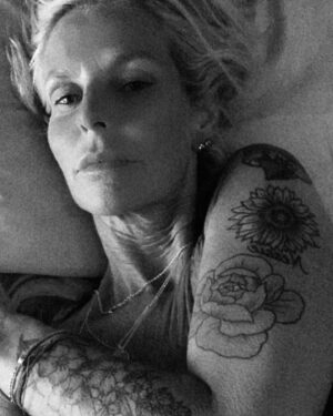Ulrika Jonsson Instagram - HBD to me!!!
Newest member of Club 55.

I’m smart.
I’m funny - peculiar AND haha.
I’m kind.
I’m generous.
I’m lively and opinionated.
I’m stronger than you could ever imagine.

I’m also soft af.
I’m impatient.
I’m filthy.
I’m perceptive and know you better than you know yourself.
I’m a lover not a fighter. But if you push me, I’ll fight like a lion.
I’m a proud feminist.

I’m not the person I was in my 20s, 30s or even my 40s. 
I’m carving out a new life for myself now and I’m excited.

I want to love and be loved. But would always rather be on my own than suffer fools.

I make good sourdough and good love.
And I still hate goat’s cheese.

#birthday
#55