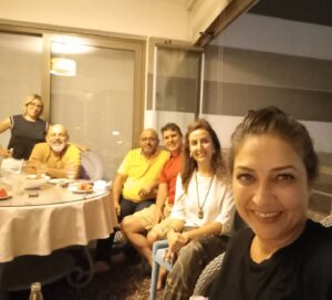 Ulviye Karaca Instagram - Kuzenlerimle keyifli bir aksamdi💞