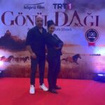 Ulviye Karaca Instagram - Sevgili menajerim @ag_menajerlik Aykut beyle Gönül Dağı'nın 100.bölüm yemeğinden.