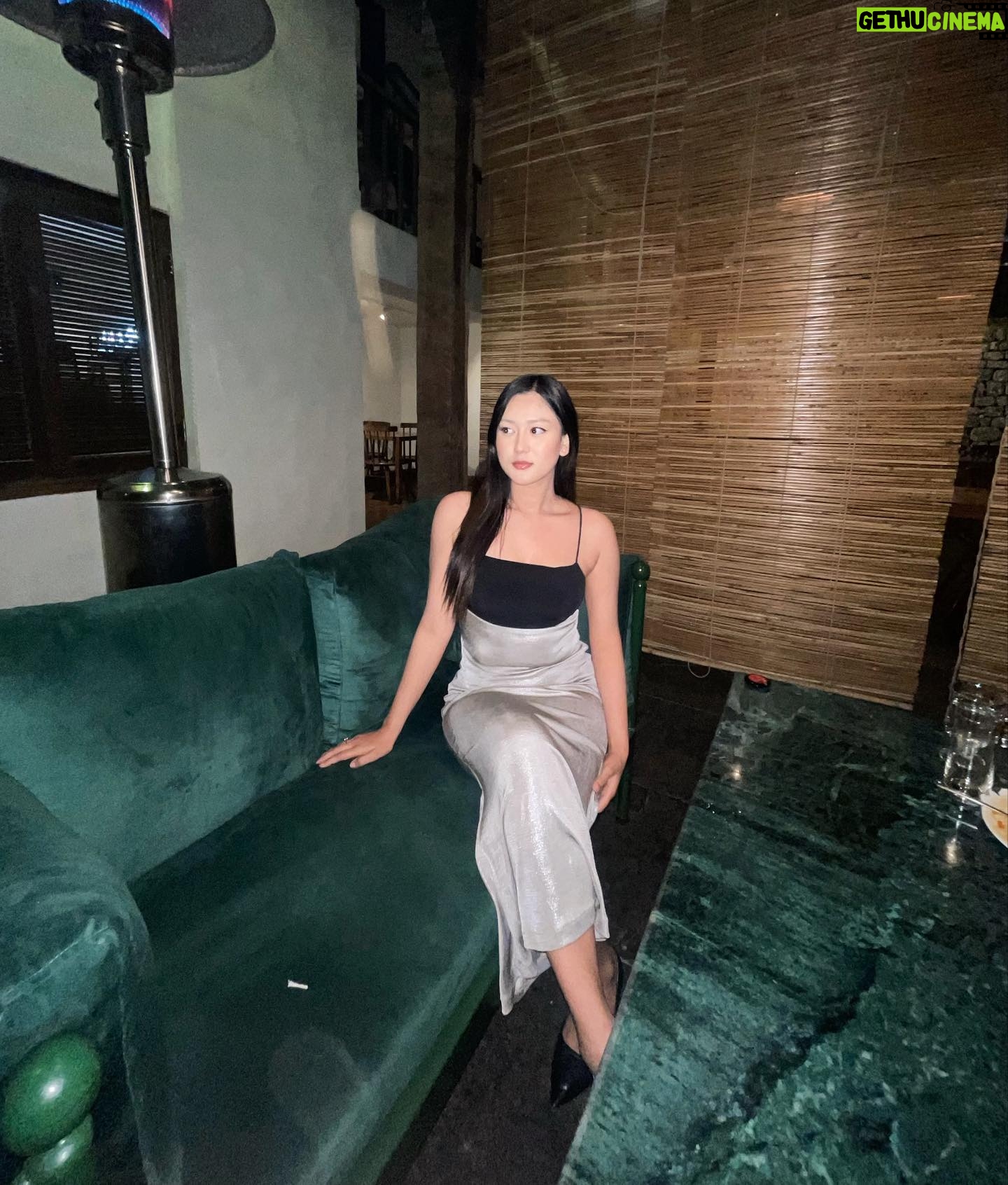 Upasana Singh Thakuri Instagram - Wishing everyone a very Happy New Year 🤍