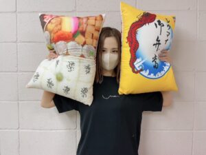 Uru Instagram - 神奈川公演が終わりました

チャーシューか煮卵かの件、私がどっちか伝えるのを忘れてしまいましたが煮卵でした、、

思い入れの強い会場のステージで今日歌うことが出来て嬉しかったです！

みなさん、たくさんの拍手と声援ありがとうございました

次は愛媛！

#contrasttour 
#uru