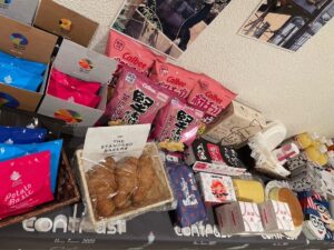 Uru Instagram - 大阪公演が終わりました

衣装を前後ろ逆に着てしまうという大失態をおかしてしまい、本当にごめんなさい、、袖で着替えさせてもらった時手拍子で待っていてくださった大阪のみなさん、とっても優しかった、、、
嬉しかったです
たくさんの拍手と声援、本当にありがとうございました！
#contrasttour