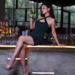Urvashi Pardeshi Instagram - Cheers ✨ . Location courtesy @vicetapasbar Photographer @mankamejatin