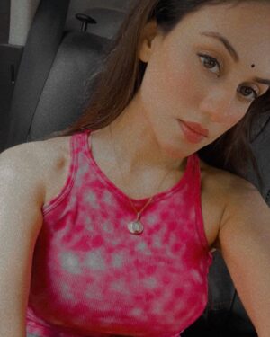 Urvashi Pardeshi Instagram - Foto dump ✨