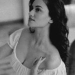 Urvashi Pardeshi Instagram – Just be you. ♥️