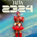 Utaha Instagram - . COUNTDOWN JAPAN 23/24🗻☀︎ 🐉 深夜3時にも関わらず元気いっぱいだったみなさんのおかげで良いライブ始めになりましたΨ(･ｗ･)Ψ！ 新年早々ありがとうございました‼️ 大好きなフェスに出演することができて嬉しいです！ 今年もたくさん音楽と向き合っていきたい！ 楽しませて幸せにします、待っていてね！ 「 もっと!! LOVE 」 海行って寝っ転がって走り回って決闘したりしました🌊 stylist: @misaishibashi_ @amni.center @natsukisasazawa