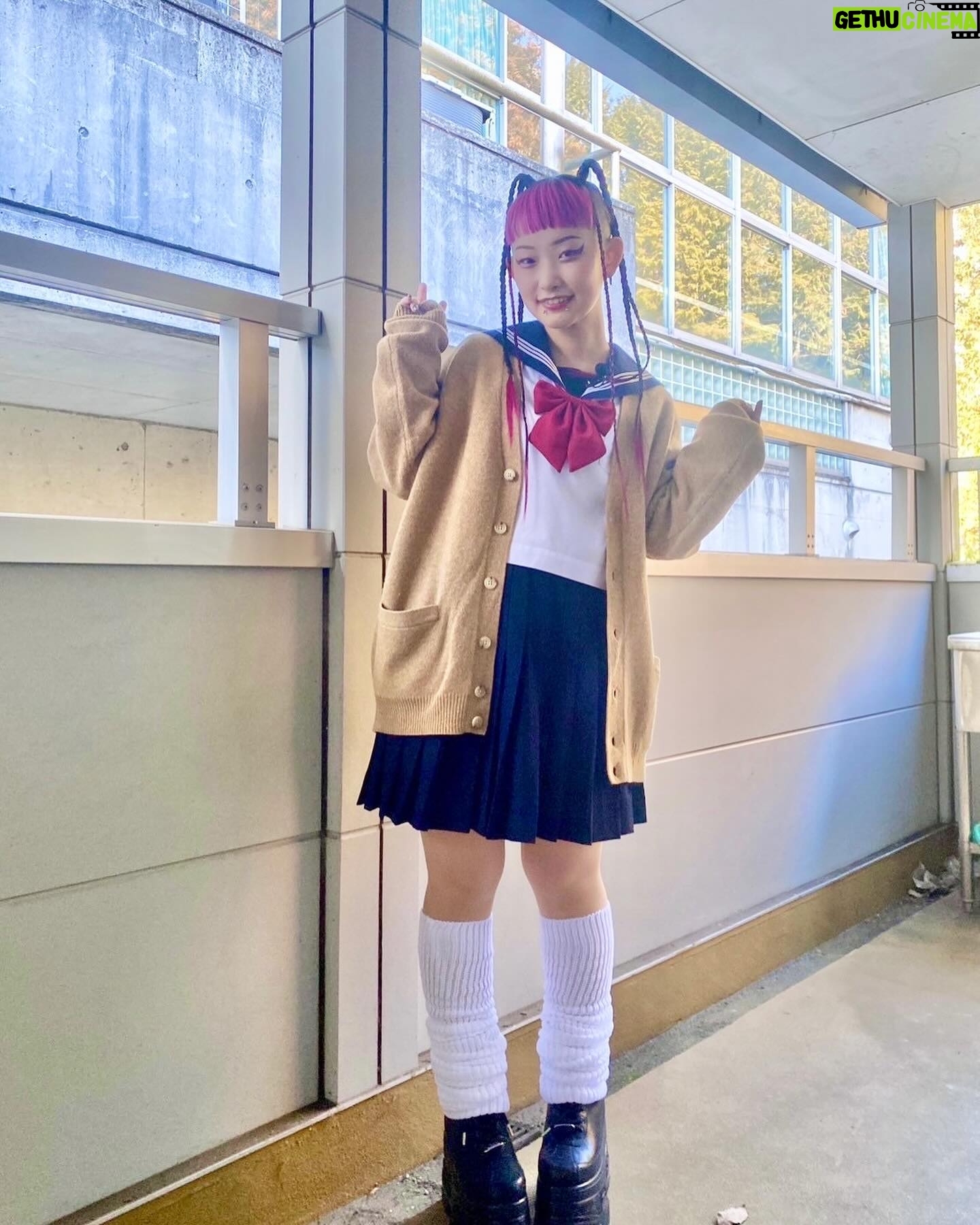 Utaha - 14.8K Likes - .
「新しいカギ」( @atarashiikagi )の学校かくれんぼに参戦させていただきました🏫💖
大人になってやるかくれんぼ楽しかった!!
ちょいギャルセーラー服ʕ•ᴥ•ʔ.。.:*☆