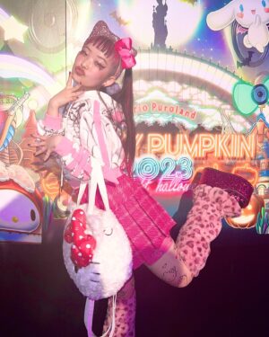 Utaha Instagram - .
Hello ﾐ・◦・ﾐ🎀｡.:*･ﾟ♥
サイコ~~⭐︎ Night ʕ⁎̯͡⁎ʔ༄pinkeye gal 踊り狂った🎶 
Ꮭövє..*❤︎Friend partyｽｷﾞ◡̈⃝︎⁎∗

SPOOKYPUMPKIN 本当に良いイベントでした!!

 

/＼＿_ ヘ／ヽ
/　　　 (＿(⌒厂ヽ
｜　　 　 　￣＼ノ
土 ●　ｏ　● 土
♡＿＿＿＿＿ノ